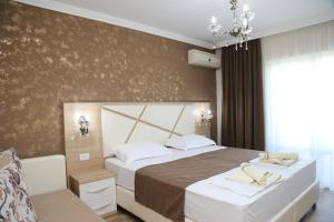 "HOLIDAY" apartments & rooms