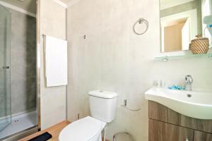 Deluxe Double Room with Shower