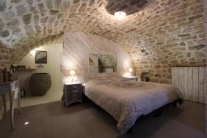 Maisons d'hotes Le Pressoir De La Deveze : photos des chambres