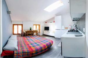 Relax Suite Holiday Apartment CIN IT02215CPAJVF