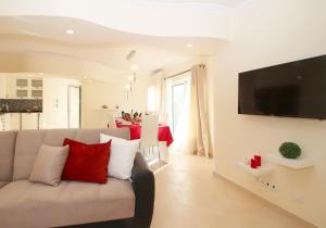 Villa Moorea by Algarve Vacation