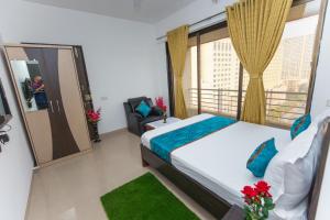 Aristo Serviced Apartment near Kokilaben Dhirubai Ambani Hospital for Family Only