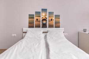 Stylish Residential Flat - with Parking & Balcony by Flat Mаnager