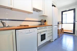 Estepona Port Apartment FLO