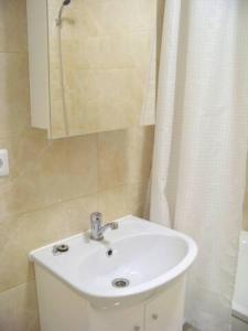 Near PANORAMA apartment Self check-in Garage free