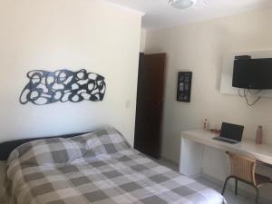 Apartamento área nobre da praia grande, vista para o mar, 3 suítes
