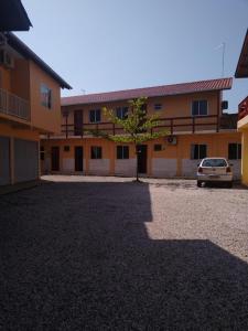 AP da Meri, na praia da Barra Da lagoa