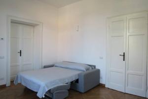 Villa Peachey, Intero piano con giardino