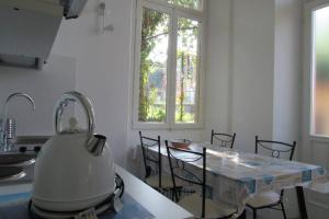Villa Peachey, Intero piano con giardino