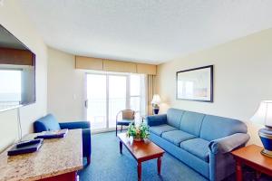 King Suite with Sea View room in Carolinian Beach Resort
