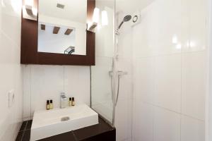 Habitat Parisien - 1BR-1BA - Duplex Louvre Museum