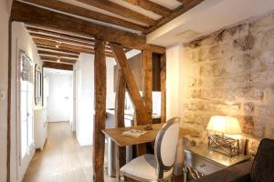 Habitat Parisien - 1BR-1BA - Duplex Louvre Museum