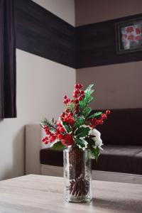 Milmari Friends and Family