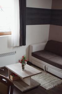 Milmari Friends and Family