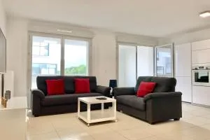 #AV The Ladybug Terrace Tout équipé - 圣皮耶尔德沙尔特勒斯