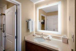 Suite with Two Double Beds - Non-Smoking room in Staybridge Suites - Scottsdale - Talking Stick an IHG Hotel