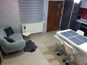 NoMi Central Apartment