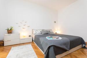 Luxury BonBon next to Banje beach and Old Town, great location