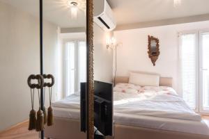 Studio Hemingway on the sea