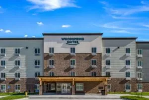 WoodSpring Suites West Des Moines - ويست دي موينز
