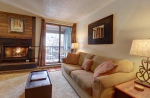 FP211 Fox Pine Inn Efficiency condo