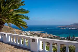 Panoramic Villa with Breathtaking Views Andros Greece