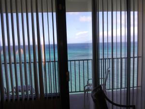 Kahana Beach Resort