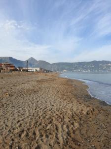 Maria Apartment by the Sea Heraklio Greece