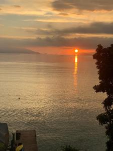 CASA MARAVILHOSA à BEIRA MAR EM ANGRA DOS REIS