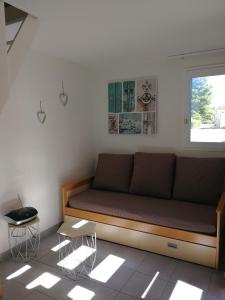 Complexes hoteliers Vacargeles casa Les Muriers et Les Chenes verts calme clim wifi animations piscine mini golf : photos des chambres