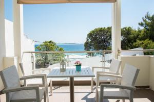 Vertigo Seaside Apartments