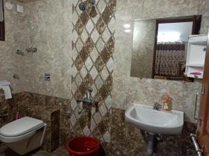 VENUS HOMES