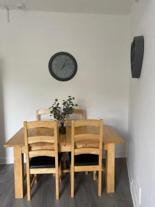 Street Apartment