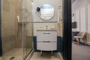 Superior Twin Room room in Shato Hotel