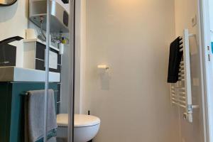 Appartements Le petit loft - Studio - WIFI - Coeur de ville - Parking : photos des chambres