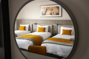 Deluxe Triple Room room in Maldron Hotel Smithfield