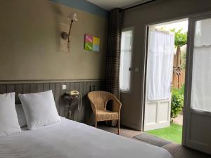 Hotels Hotel Le Vieux Greement : photos des chambres