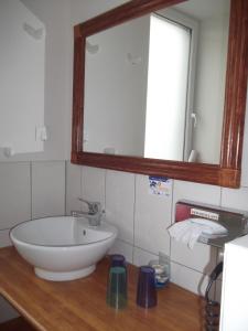 Hotels Les Rochers : photos des chambres