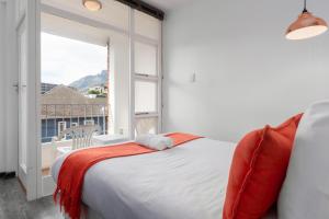 Cascades Apartments by Propr