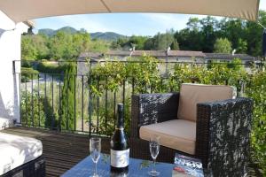 Maisons de vacances Luxury 2 bed cottage with jacuzzi near Limoux : photos des chambres