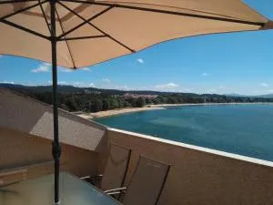 Impresionantes vistas al mar cerca de Santiago - Escarabote