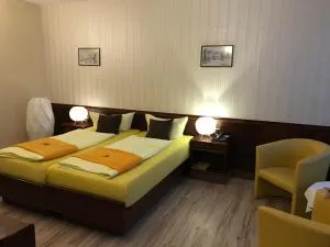 Hotel Schöne Aussicht - Osterfeld