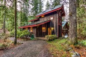 Eagle's Perch - Brightwood