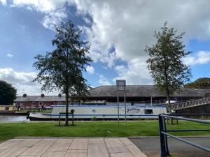 City Centre Chester Waterways Apartment
