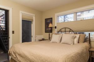 Viking Lodge 109 - Viking Venue