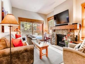 One-Bedroom Holiday Home room in 1840-1 Seasons Townhomes