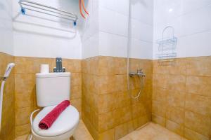 New Room Studio at Green Pramuka City Apartment By Travelio