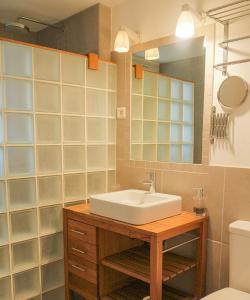 B&B / Chambres d'hotes Montjoia : Chambre Double avec Salle de Bains Privative