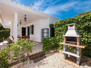 VILLA JARAMA - Elegante chalet cerca de la playa