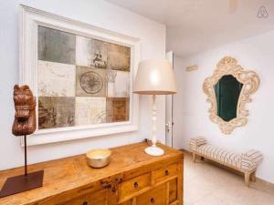 VILLA JARAMA - Elegante chalet cerca de la playa